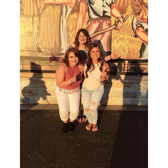 Meet your Posher, Markie - Picture 1 of 1